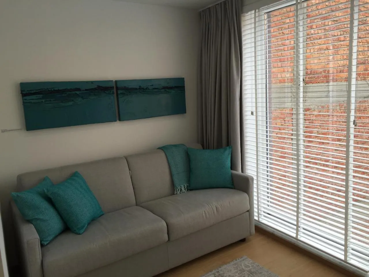 Antwerp Town House Accommodations